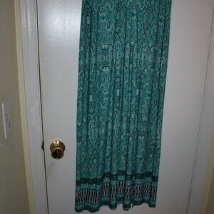 Cato Long Green Paisley